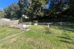 300 Marie St, Glassport, PA 15045 - Photo 37