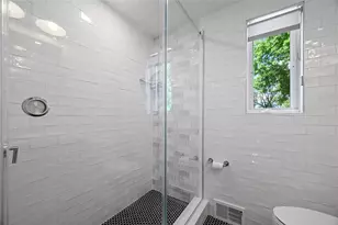 186 Mohawk Dr, Pittsburgh, PA 15228 - Photo 31