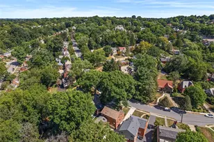 186 Mohawk Dr, Pittsburgh, PA 15228 - Photo 43