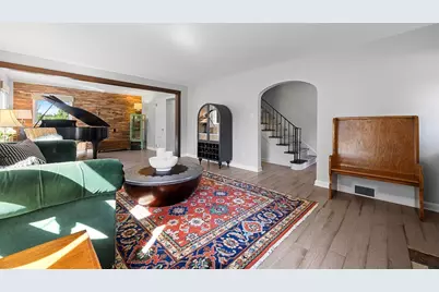 186 Mohawk Drive, Pittsburgh, PA 15228 - Photo 7