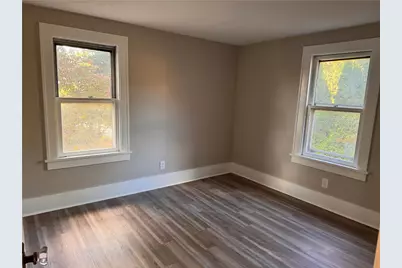 329 Norris St, Sharon, PA 16146 - Photo 15
