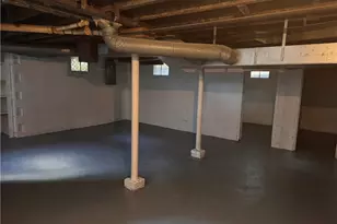 329 Norris St, Sharon, PA 16146 - Photo 11