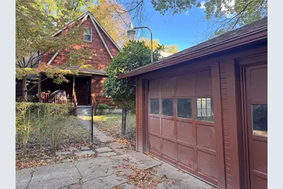 329 Norris St, Sharon, PA 16146 - Photo 3