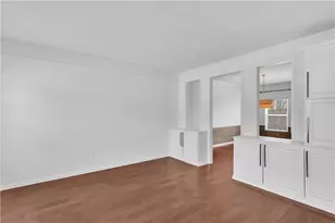 140 Aspen Dr, Brighton Township, PA 15009 - Photo 5