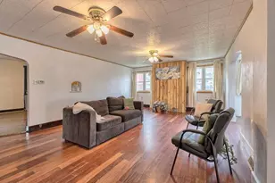 22 N Grant St, Scottdale, PA 15683 - Photo 3