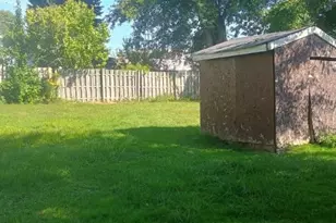 1718 W 56th St, Erie City, PA 16509 - Photo 3