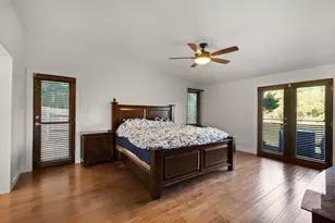 1645 Pegher Ln, Pittsburgh, PA 15143 - Photo 15