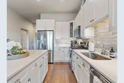 622 Gross St #305, Pittsburgh, PA 15224 - Photo 5