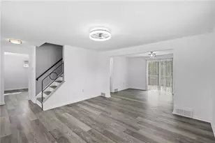 248 Shenandoah Dr, Pittsburgh, PA 15235 - Photo 7