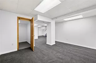 345 Johnston Ave, Pittsburgh, PA 15207 - Photo 31