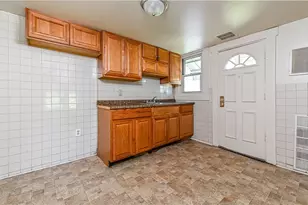 7258 Campania Ave, Pittsburgh, PA 15206 - Photo 13