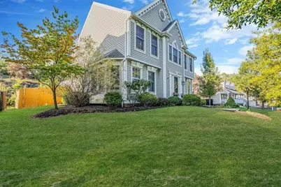 306 Oak Wood Cir, South Fayette, PA 15057 - Photo 5