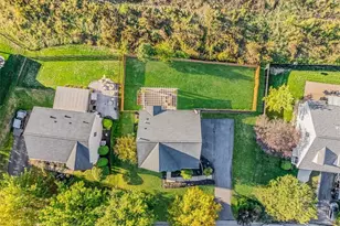 306 Oakwood Cir, South Fayette, PA 15057 - Photo 11