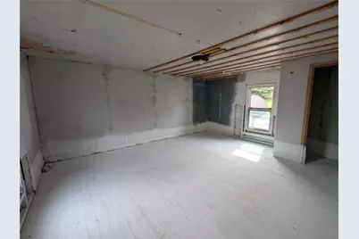 214 and 214 1/2 Whittier St, Vandergrift, PA 15690 - Photo 11