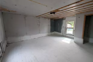 214 and 214 1/2 Whittier St, Vandergrift, PA 15690 - Photo 11