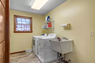 562 Callery Rd, Cranberry Township, PA 16066 - Photo 13