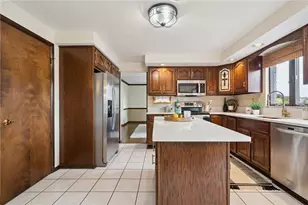 670 Vincent Dr, North Huntingdon, PA 15642 - Photo 9