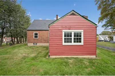 3000 Roosevelt Ave, Hopewell Township, PA 15001 - Photo 29