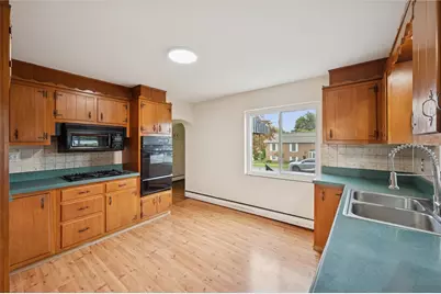 3000 Roosevelt Ave, Hopewell Township, PA 15001 - Photo 9