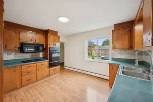 3000 Roosevelt Ave, Hopewell Township, PA 15001 - Photo 9