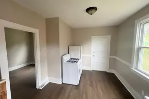 128 Parkway Ave, Chalfant Boro, PA 15112 - Photo 5