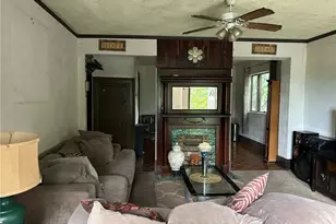 1812 Maplewood Ave, Homewood Brushton, PA 15221 - Photo 5