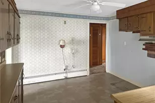 346 N Eighty Eight Rd, Carmichaels-Cumberland, PA 15320 - Photo 5