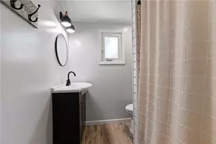 1524 Roosevelt Ave, South Park, PA 15129 - Photo 13