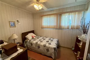 1224 Montpelier St, Hopewell Township, PA 15001 - Photo 17