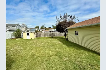 1224 Montpelier St, Hopewell Township, PA 15001 - Photo 27