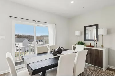 175 Sweetwater Dr, Moon/Crescent Twp, PA 15108 - Photo 5