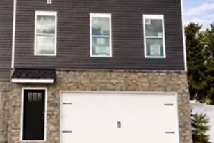 175 Sweetwater Dr, Moon/Crescent Twp, PA 15108 - Photo 1