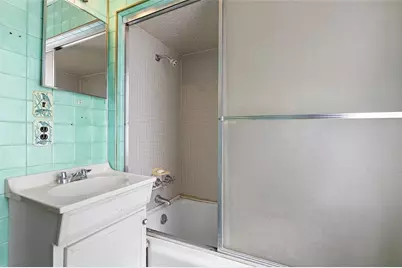 241 W State St, Oakdale, PA 15071 - Photo 17