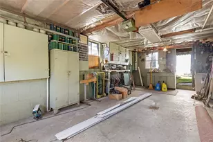 241 W State St, Oakdale, PA 15071 - Photo 37