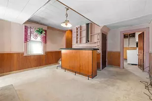 241 W State St, Oakdale, PA 15071 - Photo 29