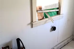 633 5th Ave, Ford City Boro, PA 16226 - Photo 5