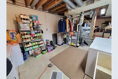 311 Elm St, Vandergrift, PA 15690 - Photo 31