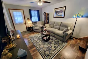 311 Elm St, Vandergrift, PA 15690 - Photo 5