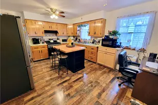 311 Elm St, Vandergrift, PA 15690 - Photo 11