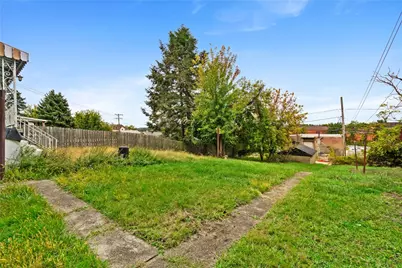 2436 Woodstock Ave, Pittsburgh, PA 15218 - Photo 29