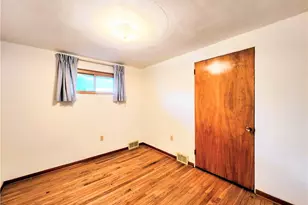 417 Traction Ave, Derry Township, PA 15627 - Photo 15