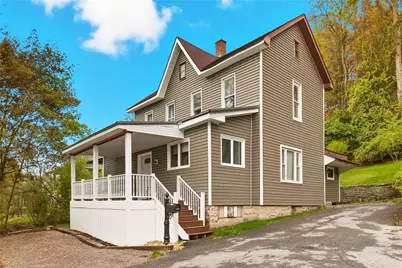 331 Southmont Blvd, Westmont Hilltop School District, PA 15905 - Photo 1