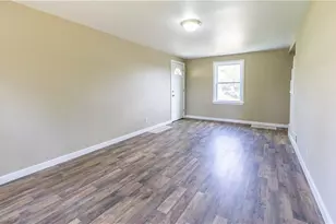 713 Lynda Ln, North Versailles, PA 15137 - Photo 3