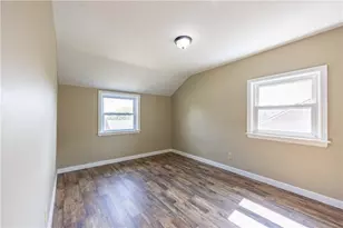 713 Lynda Ln, North Versailles, PA 15137 - Photo 9