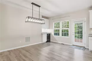 141 Arbor Trail Dr, Robinson Twp, PA 15136 - Photo 9