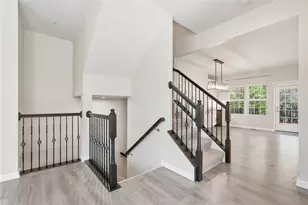 141 Arbor Trail Dr, Robinson Twp, PA 15136 - Photo 15