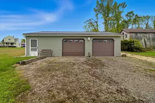 828 Parker Rd, Cross Creek Township, PA 15021 - Photo 39