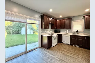 512 Melrose Ave, Ambridge, PA 15003 - Photo 5