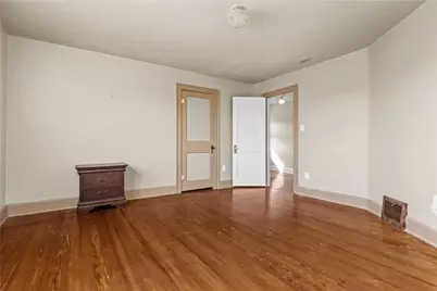 512 Regent Street, Houston, PA 15342 - Photo 19