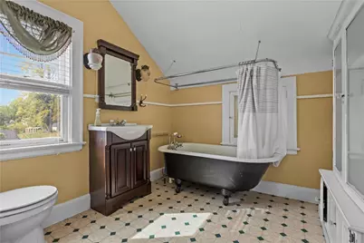 512 Regent Street, Houston, PA 15342 - Photo 27